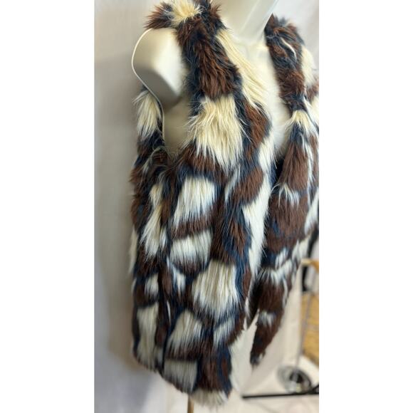 TCEC Faux Fur Vest – Multicolor Animal Print – Size M - Picture 3 of 8